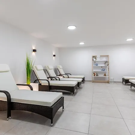 Appartamento Ostseeallee Ostseeallee 2-12 4*